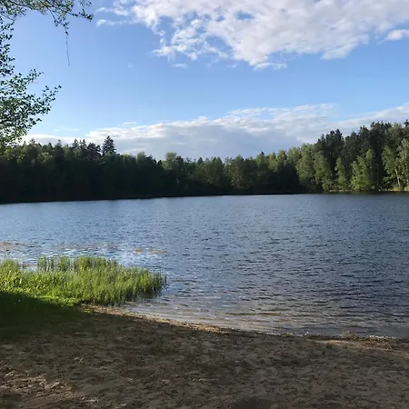 Nad Jeziorem Mragowo-marcinkowo Holiday home *